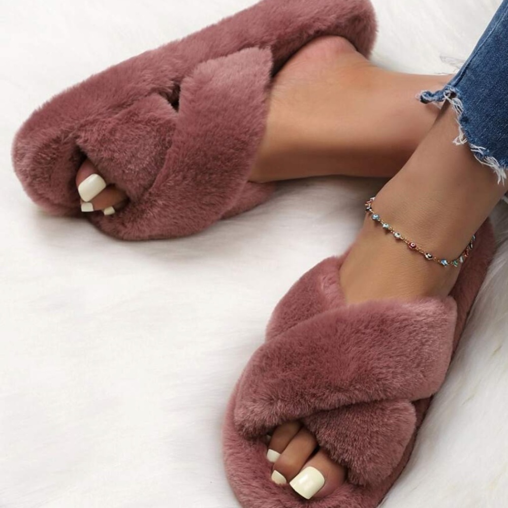 Fuzzy Slippers (different sizes and colours)